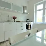 Victus Apartamenty, Oslo 아파트 소포트